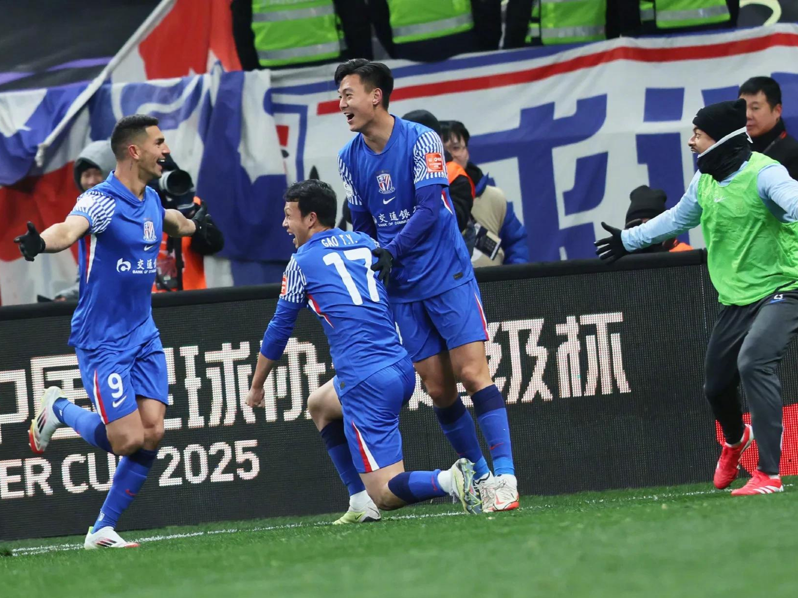 风云突变上海申花集结日绝杀压哨，葡超版图或变，质疑声仍在，球队文化再被提及